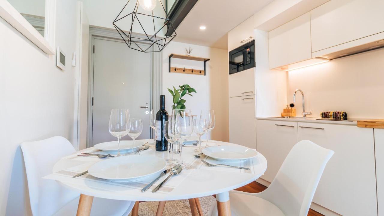 Terrace Pool Apartment Oporto By Lovelystay ภายนอก รูปภาพ